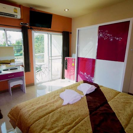Donchai House Guest House& Cafe Чиангмай Экстерьер фото