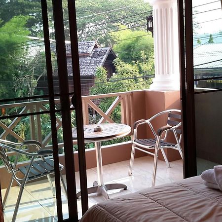 Donchai House Guest House& Cafe Чиангмай Экстерьер фото