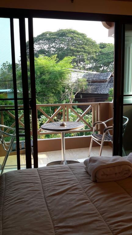 Donchai House Guest House& Cafe Чиангмай Экстерьер фото