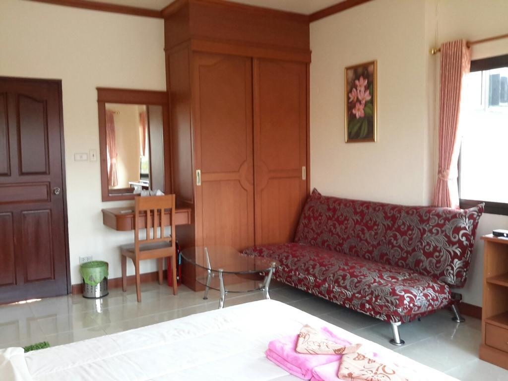 Donchai House Guest House& Cafe Чиангмай Экстерьер фото