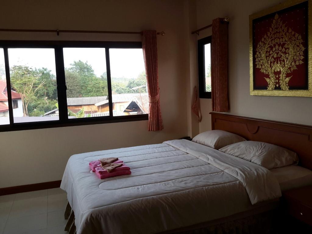 Donchai House Guest House& Cafe Чиангмай Экстерьер фото