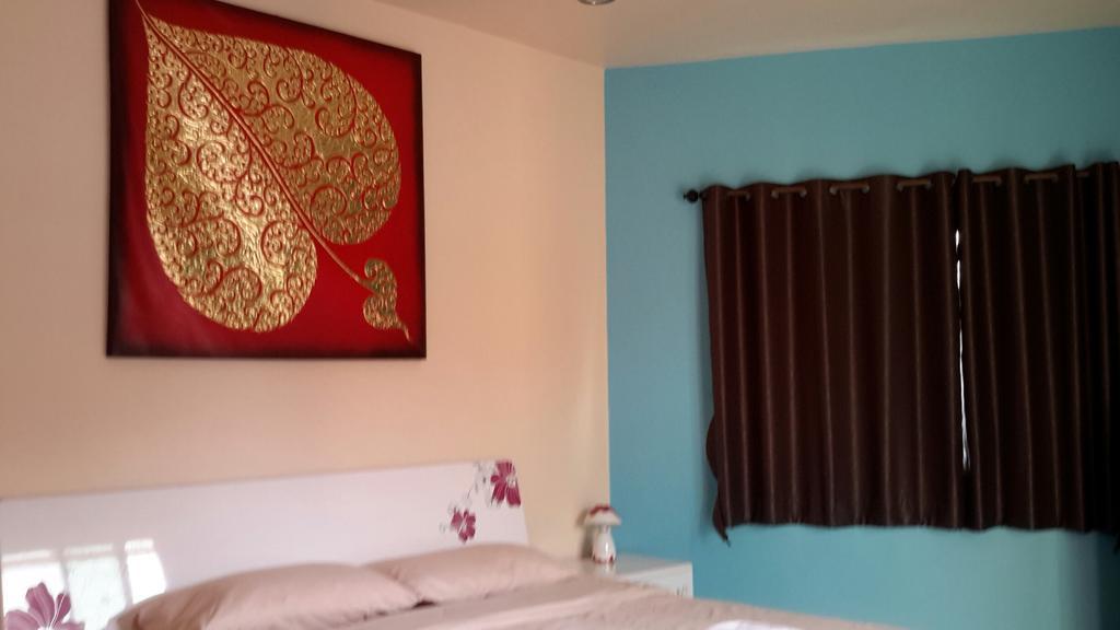 Donchai House Guest House& Cafe Чиангмай Экстерьер фото