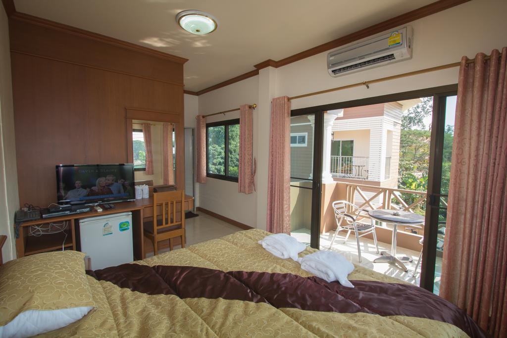 Donchai House Guest House& Cafe Чиангмай Экстерьер фото