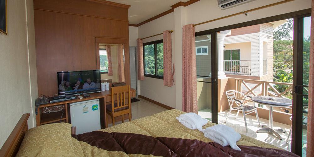 Donchai House Guest House& Cafe Чиангмай Экстерьер фото