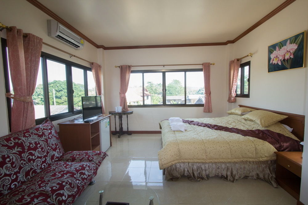 Donchai House Guest House& Cafe Чиангмай Экстерьер фото